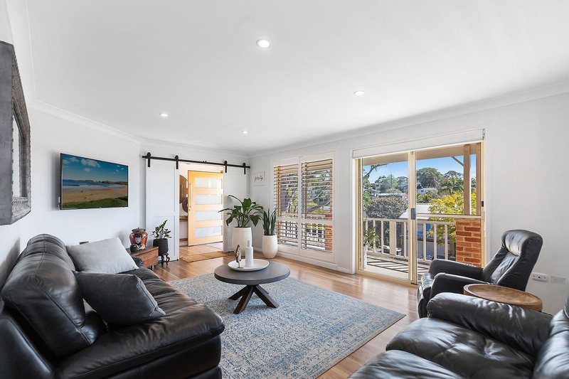 Photo - 11 Cheryl Avenue, Terrigal NSW 2260 - Image 2