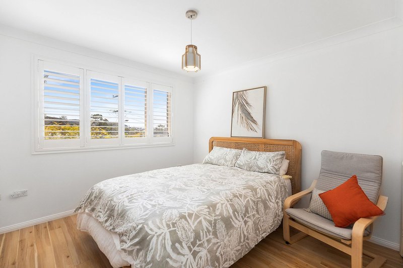 Photo - 11 Cheryl Avenue, Terrigal NSW 2260 - Image 13