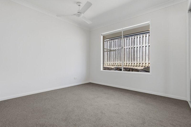 Photo - 11 Chesterton Str , Pacific Pines QLD 4211 - Image 8