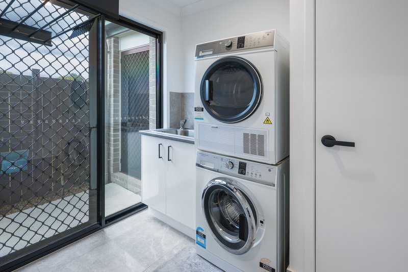 Photo - 11 Chestnut Street, Caboolture South QLD 4510 - Image 14