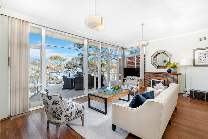 Photo - 11 Cheyne Walk, Castlecrag NSW 2068 - Image 4