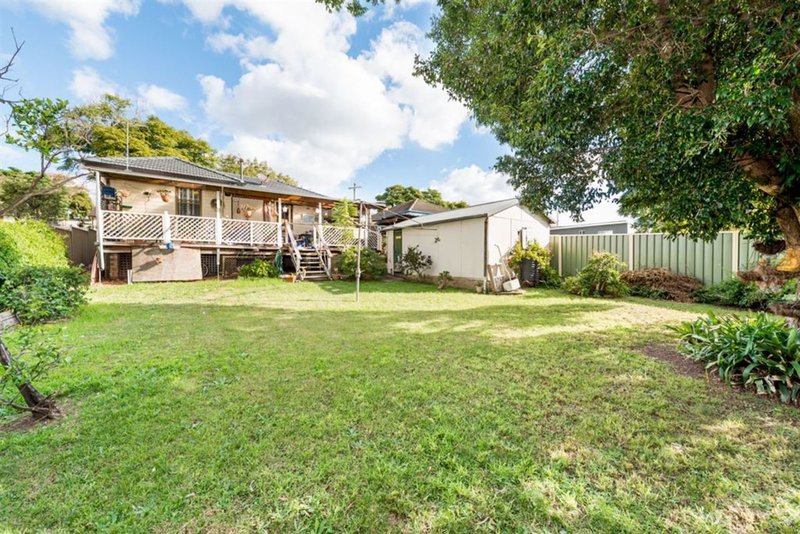 Photo - 11 Christine Crescent, Lalor Park NSW 2147 - Image 7