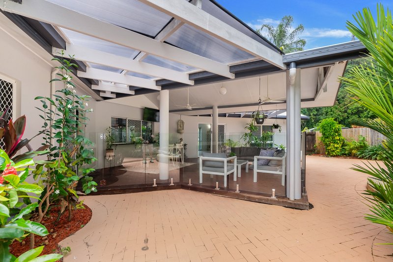 Photo - 11 Cicero Close, Mooroobool QLD 4870 - Image 28