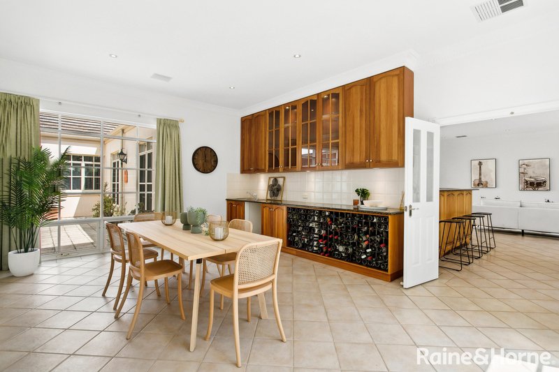 Photo - 11 Claire Street, Lower Mitcham SA 5062 - Image 25