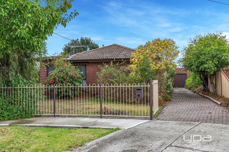 11 Clarice Close, St Albans VIC 3021