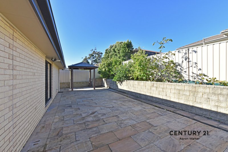 Photo - 11 Clarkstone Avenue, Cameron Park NSW 2285 - Image 10