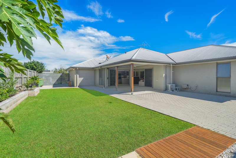 Photo - 11 Clearwater Crescent, Murrumba Downs QLD 4503 - Image 8