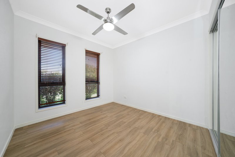 Photo - 11 Clearwater Crescent, Murrumba Downs QLD 4503 - Image 12