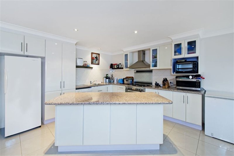 Photo - 11 Clifton Drive, Port Macquarie NSW 2444 - Image 8