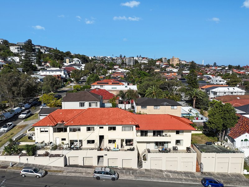 Photo - 11 Clyde Street, North Bondi NSW 2026 - Image 6