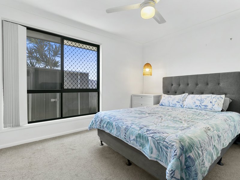 Photo - 11 Coach Road West , Morayfield QLD 4506 - Image 10