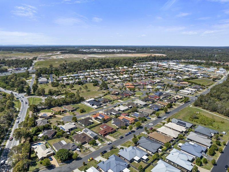 Photo - 11 Coach Road West , Morayfield QLD 4506 - Image 23