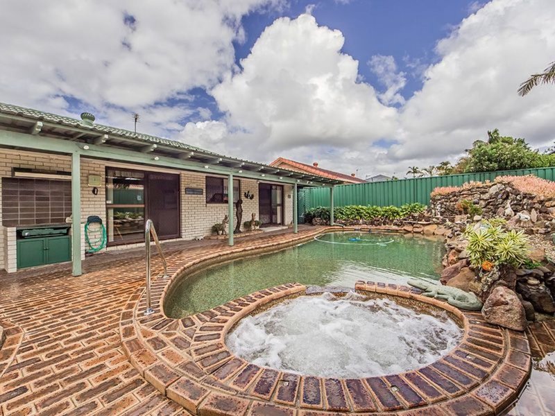 Photo - 11 Coachwood Ct , Burleigh Waters QLD 4220 - Image 10