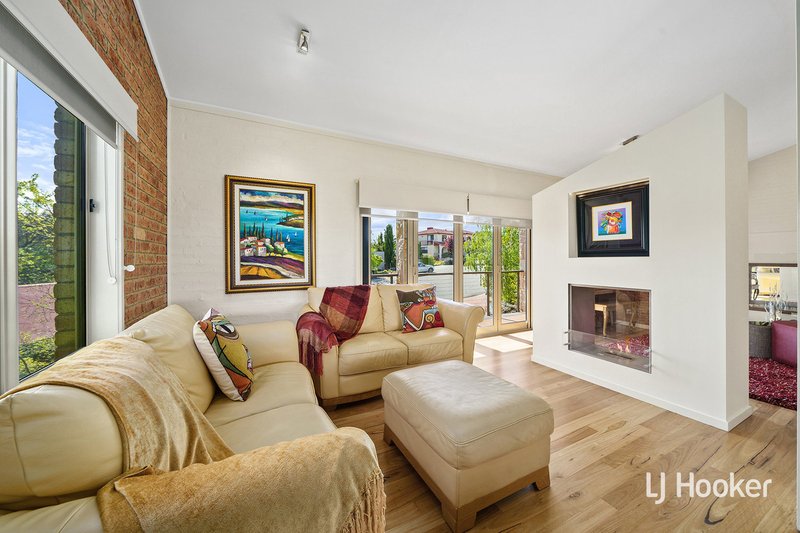 Photo - 11 Cockerill Place, Mckellar ACT 2617 - Image 4