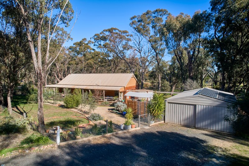 Photo - 11 Codes Lane, Heathcote VIC 3523 - Image 3