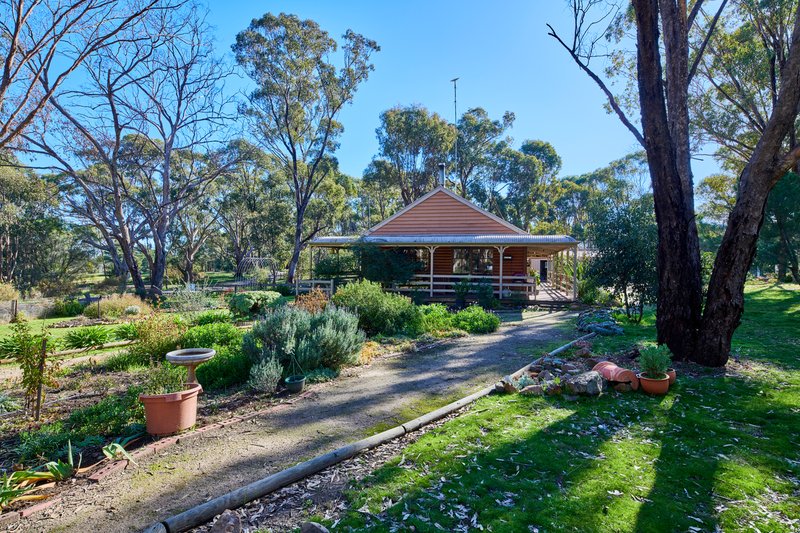 Photo - 11 Codes Lane, Heathcote VIC 3523 - Image 15