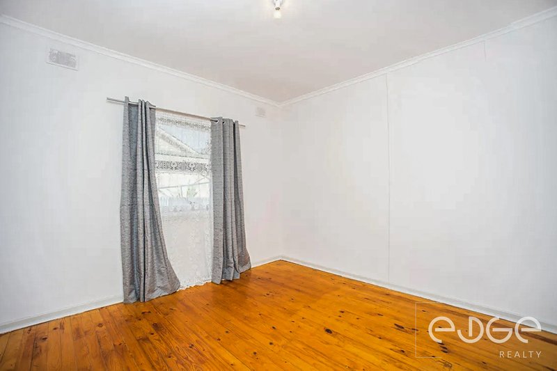 Photo - 11 Coleman Road, Elizabeth Downs SA 5113 - Image 10
