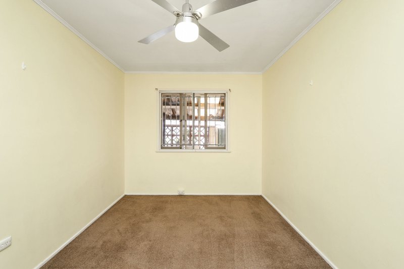 Photo - 11 Coleridge Street, Stafford Heights QLD 4053 - Image 16