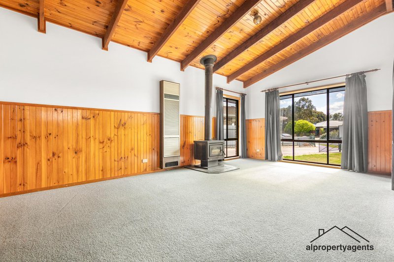 Photo - 11 Colla Court, Horsham VIC 3400 - Image 4