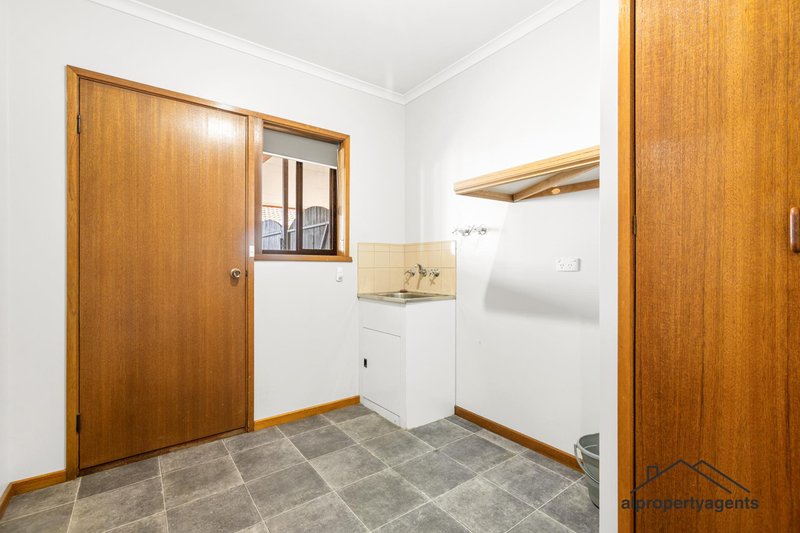 Photo - 11 Colla Court, Horsham VIC 3400 - Image 12