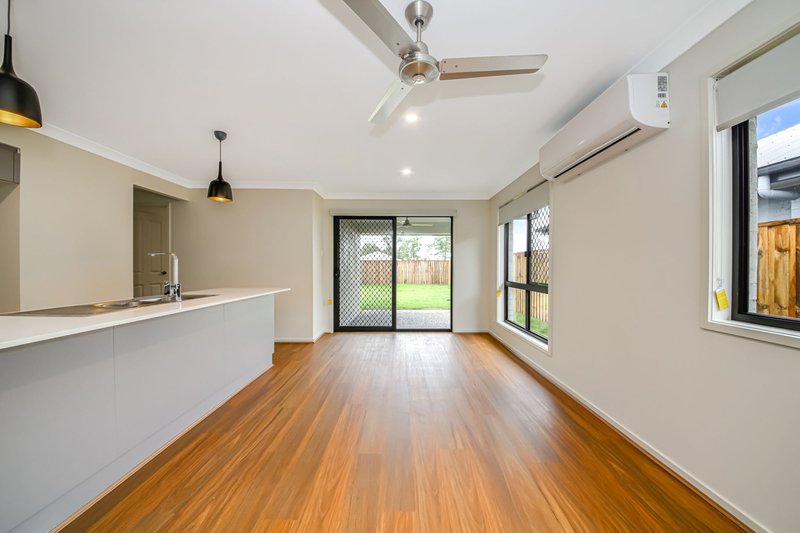 Photo - 11 Colmar Street, Jimboomba QLD 4280 - Image 3