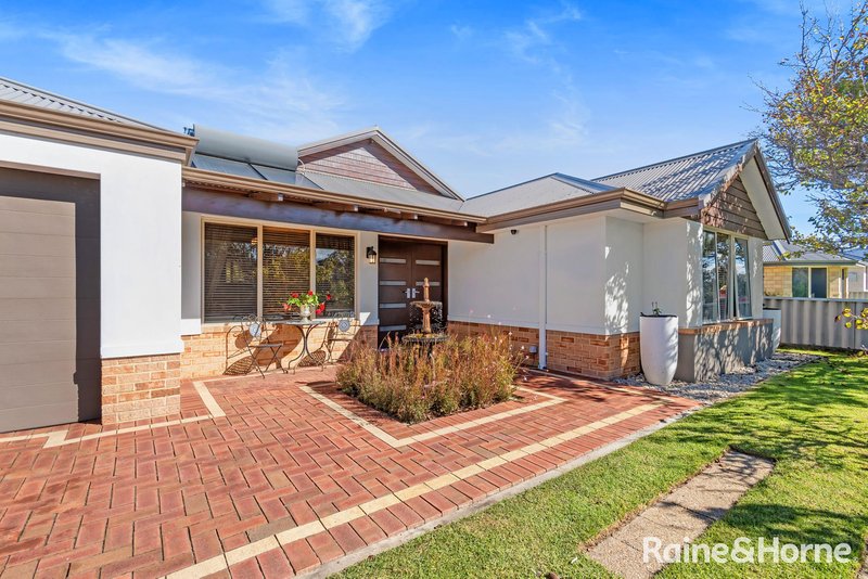 Photo - 11 Compass Boulevard, Bayonet Head WA 6330 - Image 2