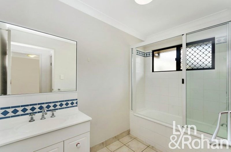 Photo - 11 Concord Crescent, Kirwan QLD 4817 - Image 11