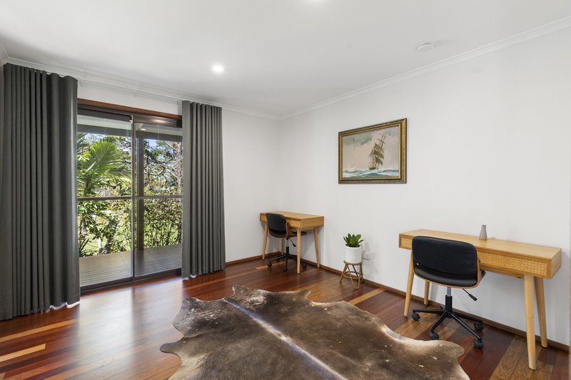 Photo - 11 Connemara Road, Gaven QLD 4211 - Image 9