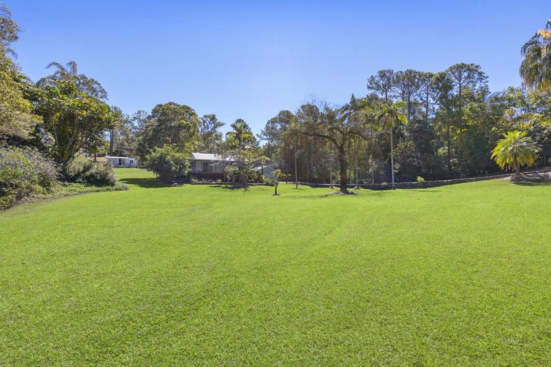 Photo - 11 Connemara Road, Gaven QLD 4211 - Image 11