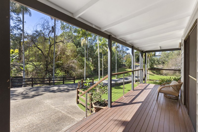 Photo - 11 Connemara Road, Gaven QLD 4211 - Image 16