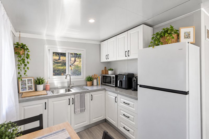 Photo - 11 Connemara Road, Gaven QLD 4211 - Image 21
