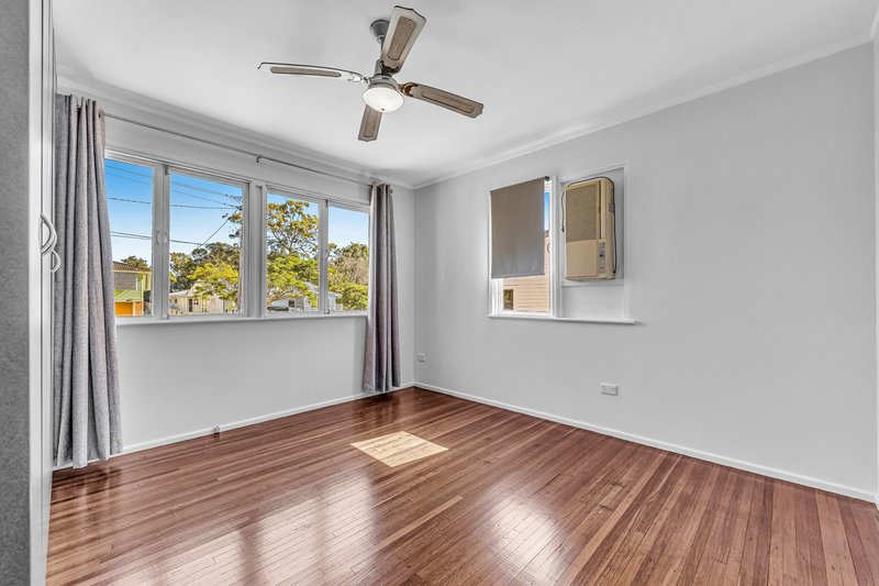 Photo - 11 Conway Street, Geebung QLD 4034 - Image 3