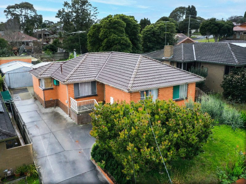 Photo - 11 Coolavin Road, Noble Park North VIC 3174 - Image 2