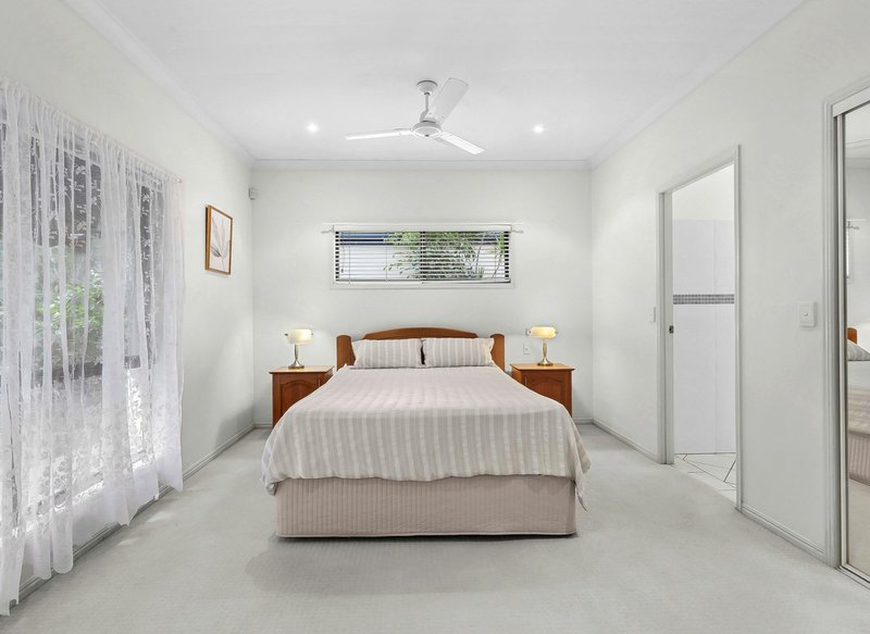 Photo - 11 Cooloola Place, Twin Waters QLD 4564 - Image 16