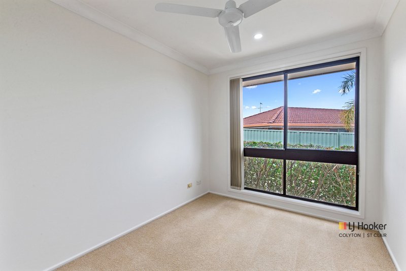 Photo - 11 Coral Pea Court, Colyton NSW 2760 - Image 7