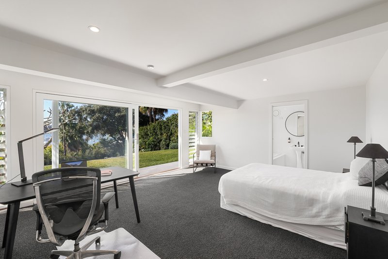 Photo - 11 Corniche Road, Church Point NSW 2105 - Image 8