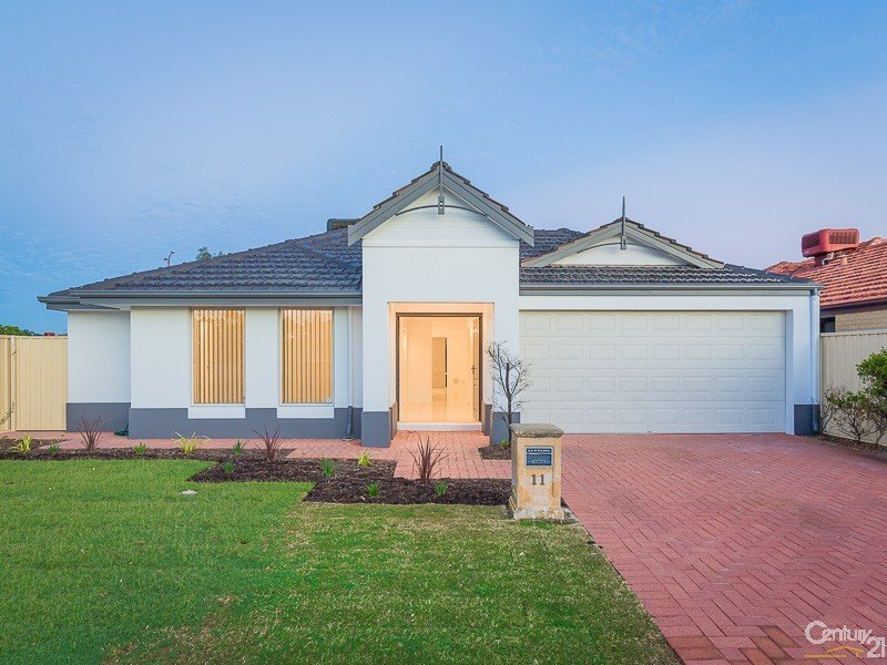 11 Corsican Way, Canning Vale WA 6155