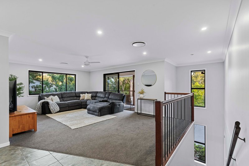 Photo - 11 Corvus Drive, Cashmere QLD 4500 - Image 5