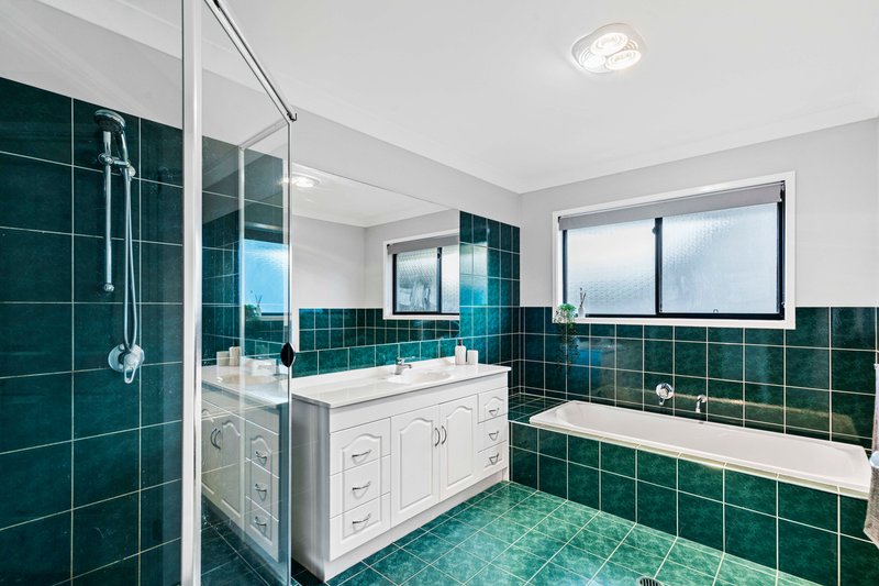 Photo - 11 Corvus Drive, Cashmere QLD 4500 - Image 24