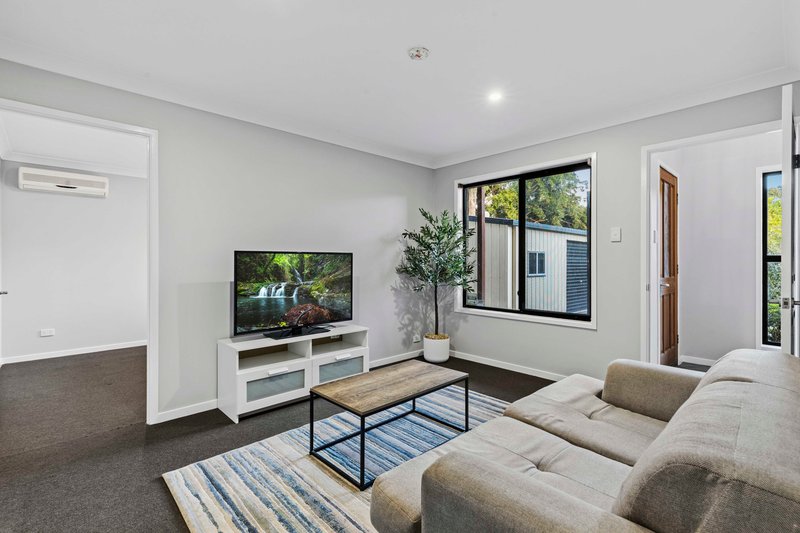 Photo - 11 Corvus Drive, Cashmere QLD 4500 - Image 25