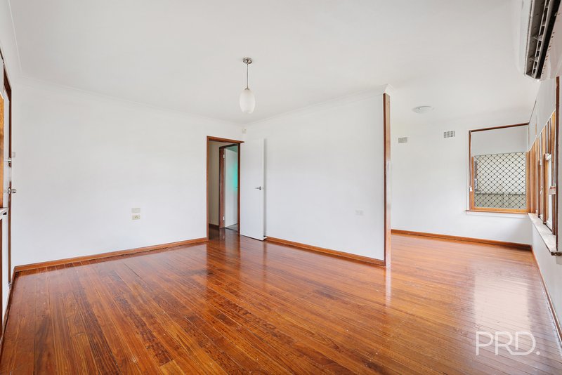 Photo - 11 Cossa Street, Tamworth NSW 2340 - Image 3