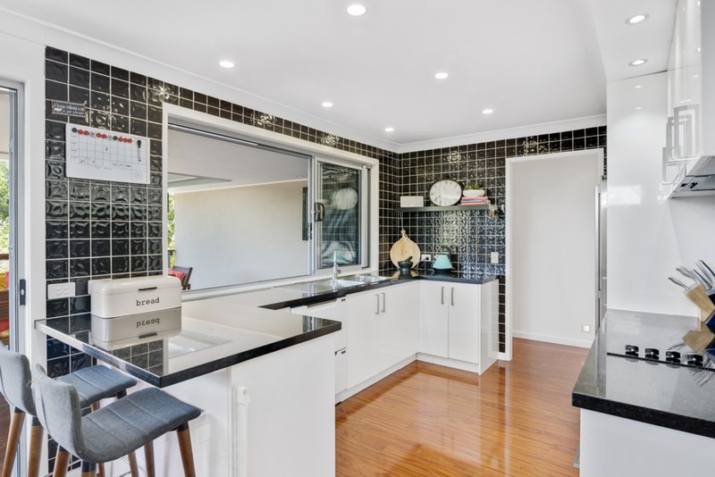 Photo - 11 Costelloe Street, Tugun QLD 4224 - Image 4