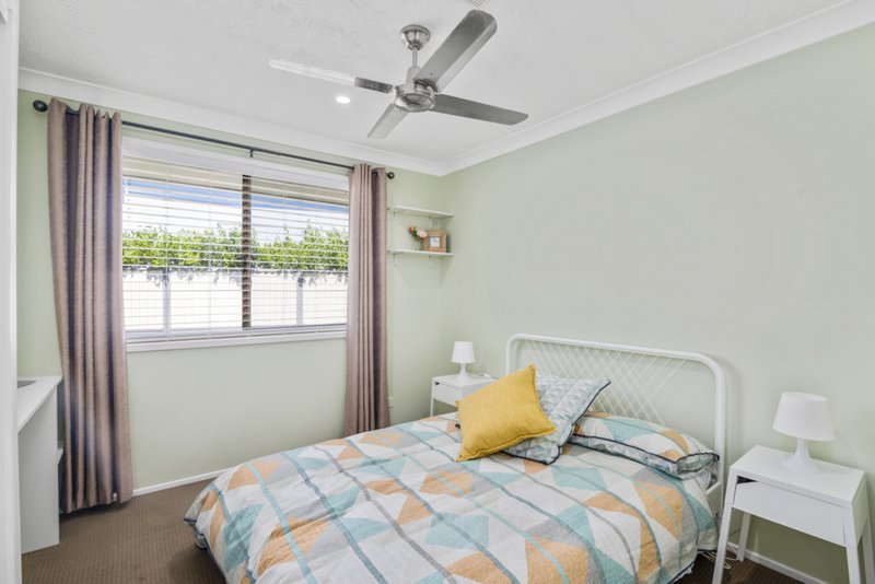 Photo - 11 Costelloe Street, Tugun QLD 4224 - Image 10