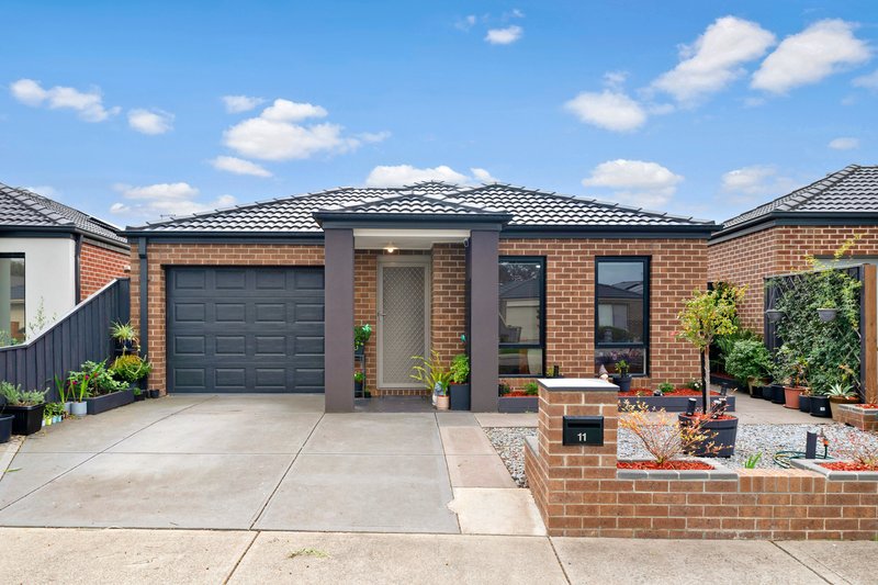 11 Cotswold Way, Mernda VIC 3754