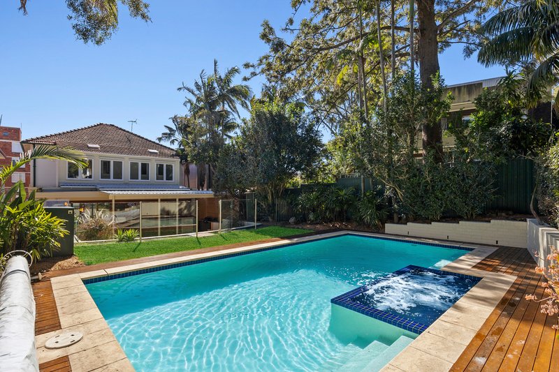 Photo - 11 Cove Avenue, Manly NSW 2095 - Image 1