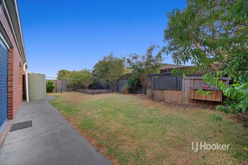 Photo - 11 Cowan Parkway, Point Cook VIC 3030 - Image 20