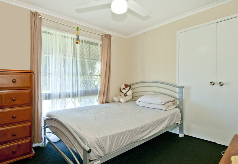 Photo - 11 Cramer Boulevard, Mount Warren Park QLD 4207 - Image 7