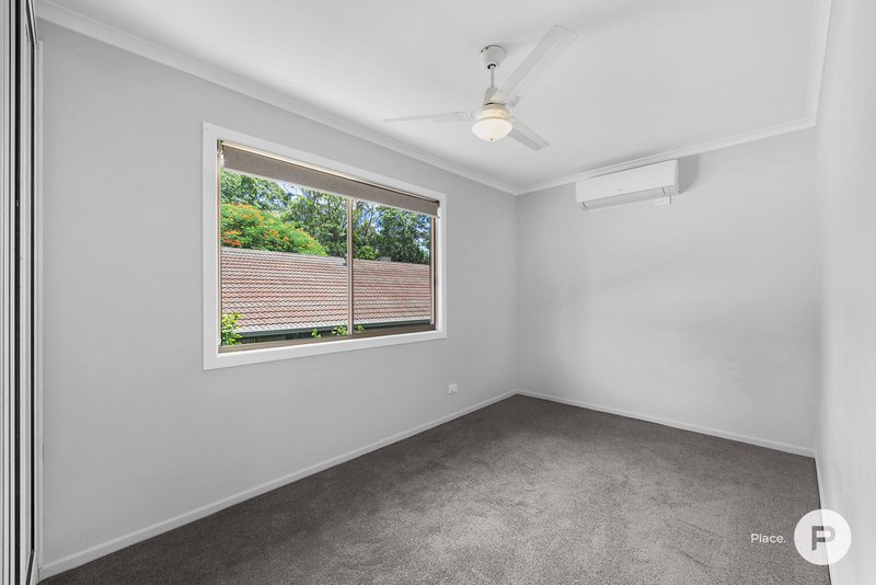 Photo - 11 Cramer Street, Tarragindi QLD 4121 - Image 13