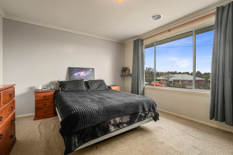 Photo - 11 Crandon Crescent, Newnham TAS 7248 - Image 10