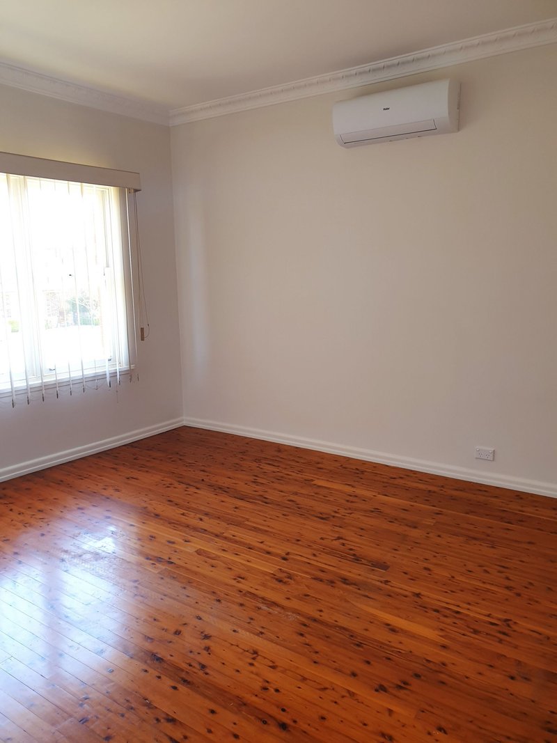 Photo - 11 Croft Avenue Merrylands , Merrylands West NSW 2160 - Image 5